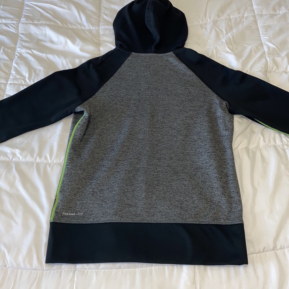Nike zip up therma-fit jacket - Picture 8 of 9